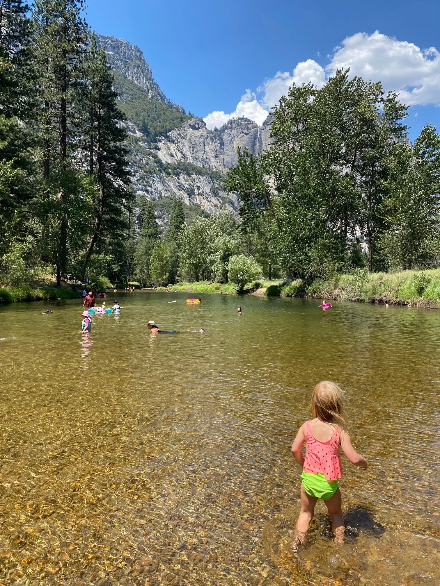 Kid friendly hikes yosemite hot sale